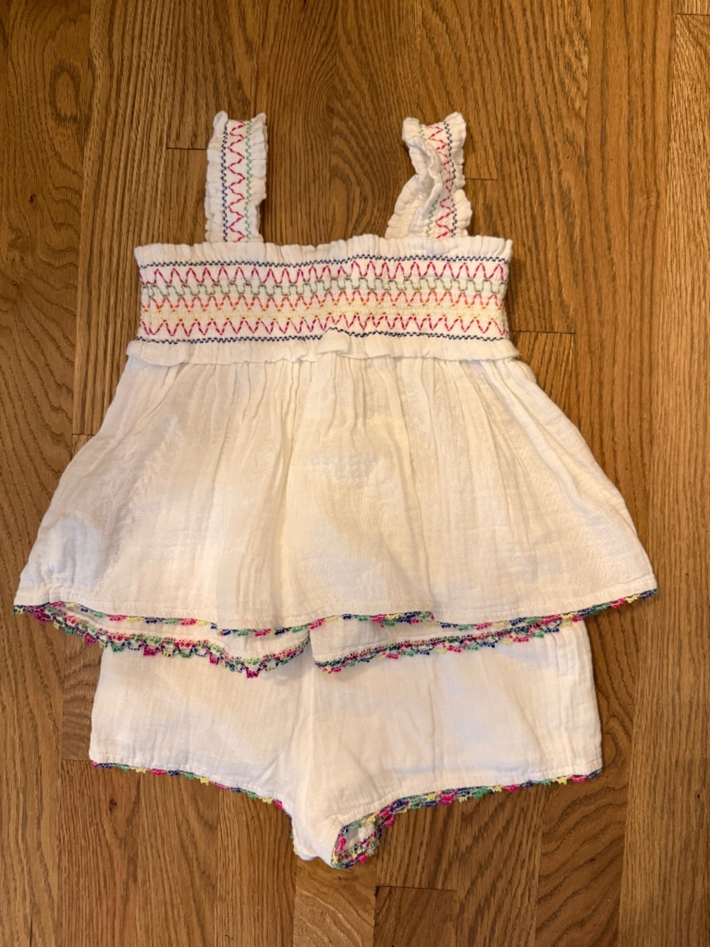 Gap Girls Two Piece Set 4T. NWOT.